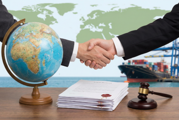 Vertragsrecht international: Was bei grenzüberschreitenden Geschäften wichtig ist